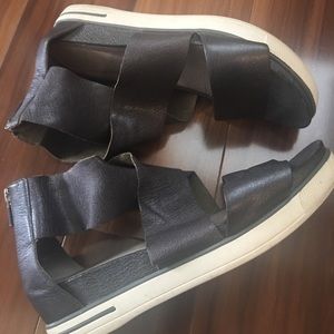 Eileen Fisher sport platform sandals